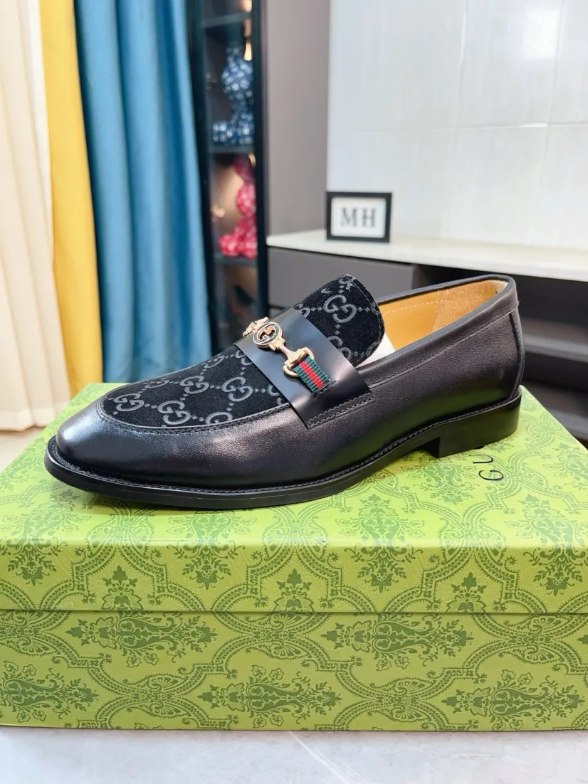 Men's Men's Shoes 💰458🌹🌹【GUCCI】The most popular classic Gucci leather shoes. Synchronized with the official website, the upper is made of Italian open-edge pig ostrich pattern➕cow leather lining, with unique brand and unique craftsmanship. Highlighting the hot style of the new year. Stop hesitating, stop wandering, get it now. Number: 38--44, 45 46 can be customized